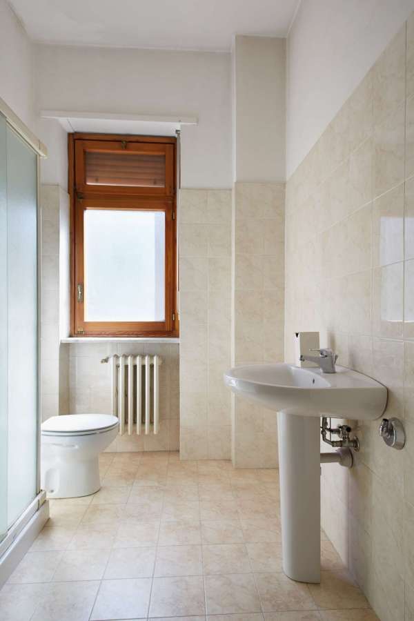 Transform Your Bathroom with Plumb Suite Ltd - Luxury Design, Supply & Fitting: Only £10,000 - Image 4