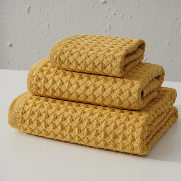 Pure Cotton Honeycomb 32 Bath Towels - Image 2