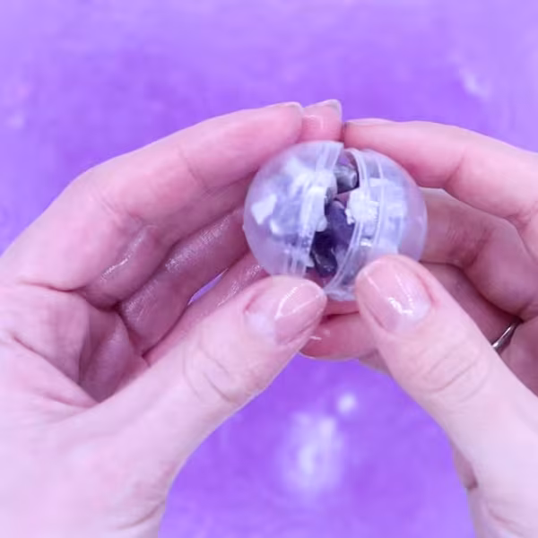 Amethyst Gem Bracelet Bath Bomb - Image 6