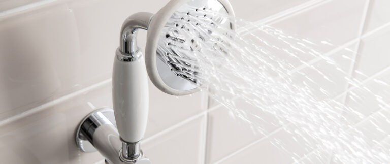 Small Bathroom, Big Plot Twist: 5 Space‑Saving Renovation Ideas That Make Tiny Feel Luxurious