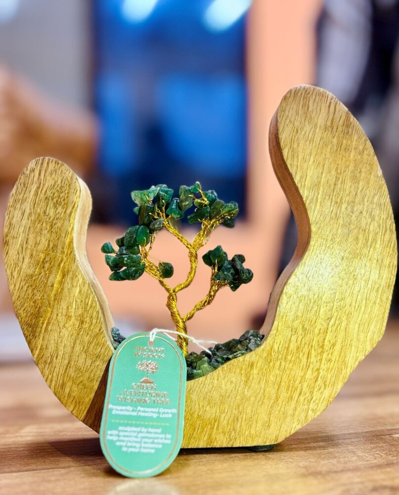 Gemstone Tree Garden - Mango Wood Open Ring - Green Aventurine - 60 chipstones