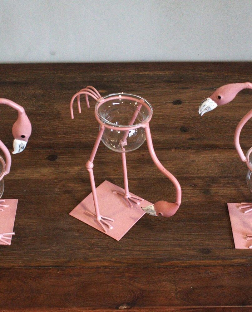 Hydroponic Home Décor - Pink Metal Flamingo Des 2