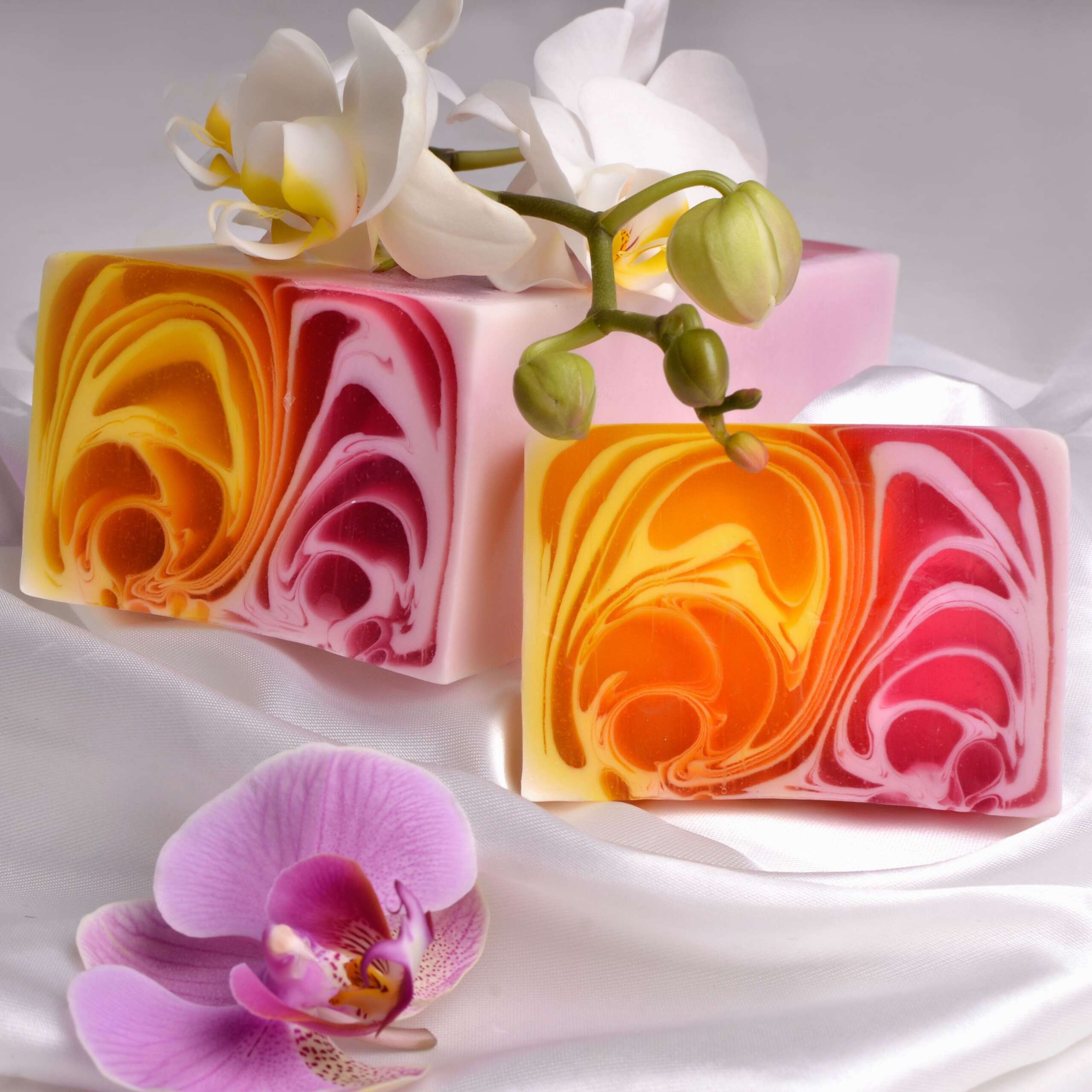 Handcrafted Soap Loaf 1.2kg - Orchid - Image 8