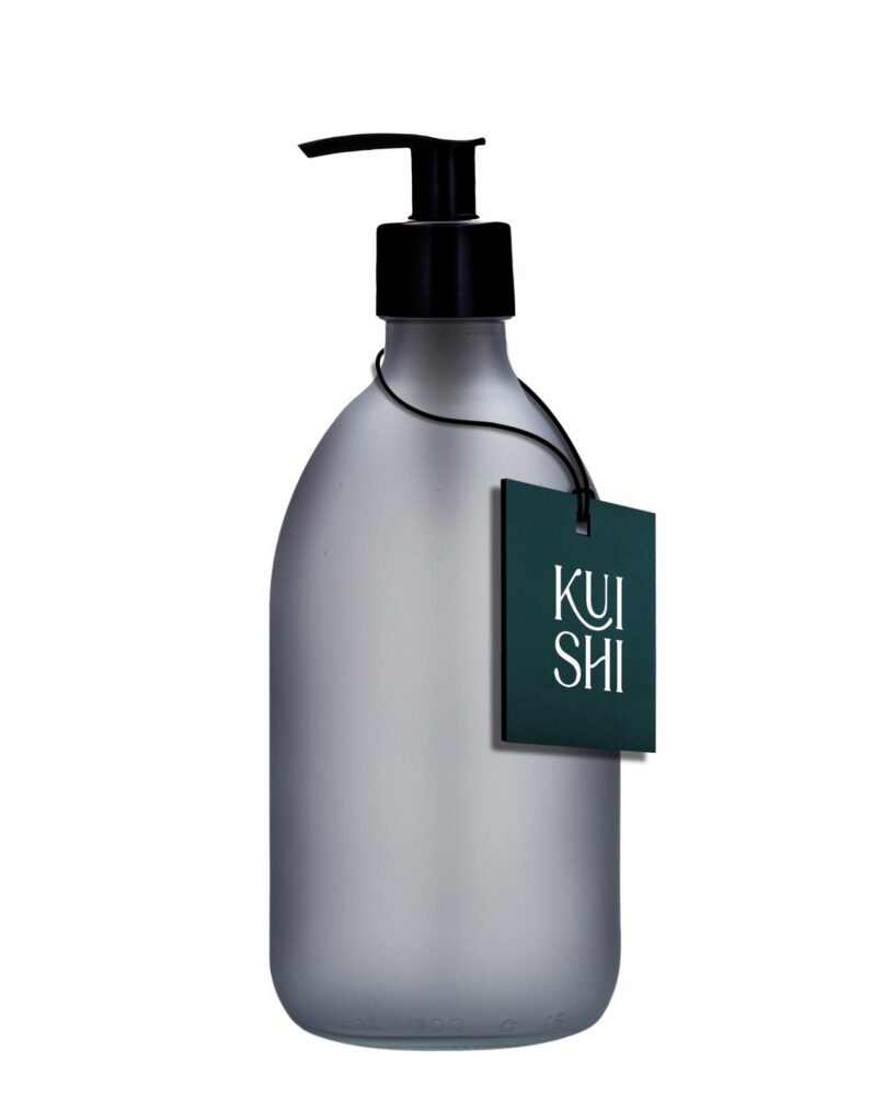 Grey-Frost-black-plastic-300ml.jpg