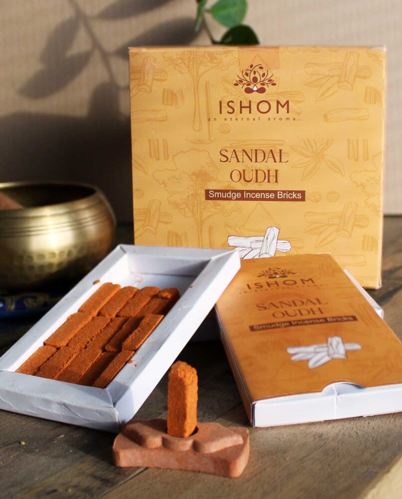 Pack of 15 Natural Incense Smudge Bricks and Burner - Sandal Wood