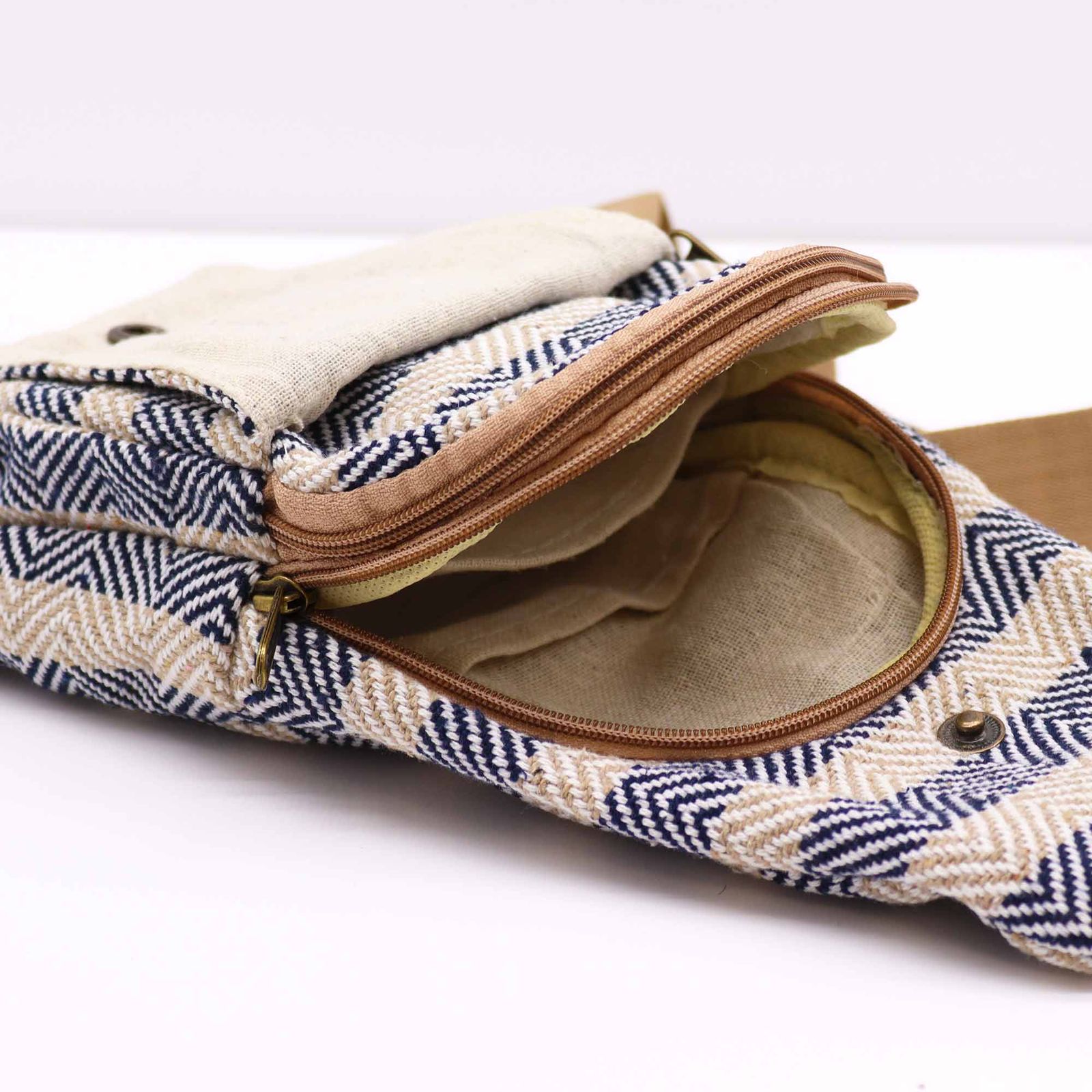 Body Cross Bag Natural Cotton - Tan & Navy - Image 2